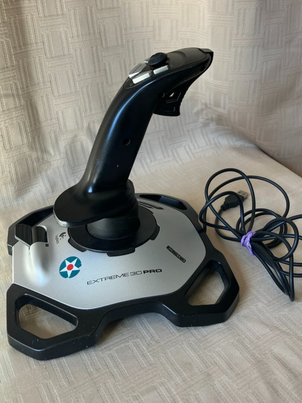 Logitech Extreme 3D Pro Joystick J-UK17 Controller Flight Simulator *Untested*